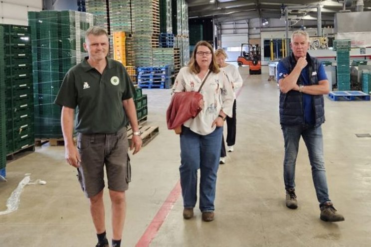 Waterschap bezoekt tuinbouwgebied Erica Waterschap bezoekt tuinbouwgebied Erica