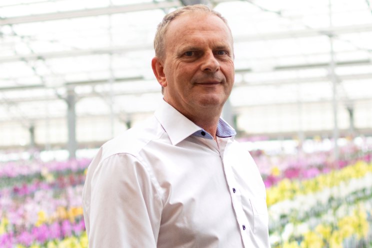 Maarel Orchids moet op zoek naar nieuwe directeur Maarel Orchids moet op zoek naar nieuwe directeur