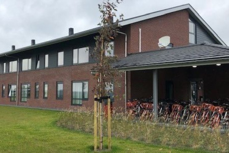 Werkgevers zetten stappen naar goede huisvesting Werkgevers zetten stappen naar goede huisvesting
