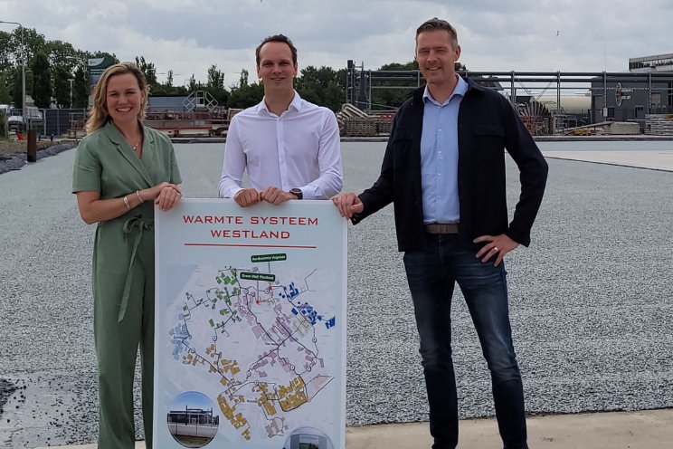 Overeenkomst getekend voor warmtetransport Overeenkomst getekend voor warmtetransport