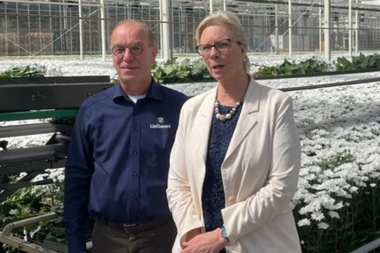 Kamerlid PVV brengt bezoek aan Linflowers